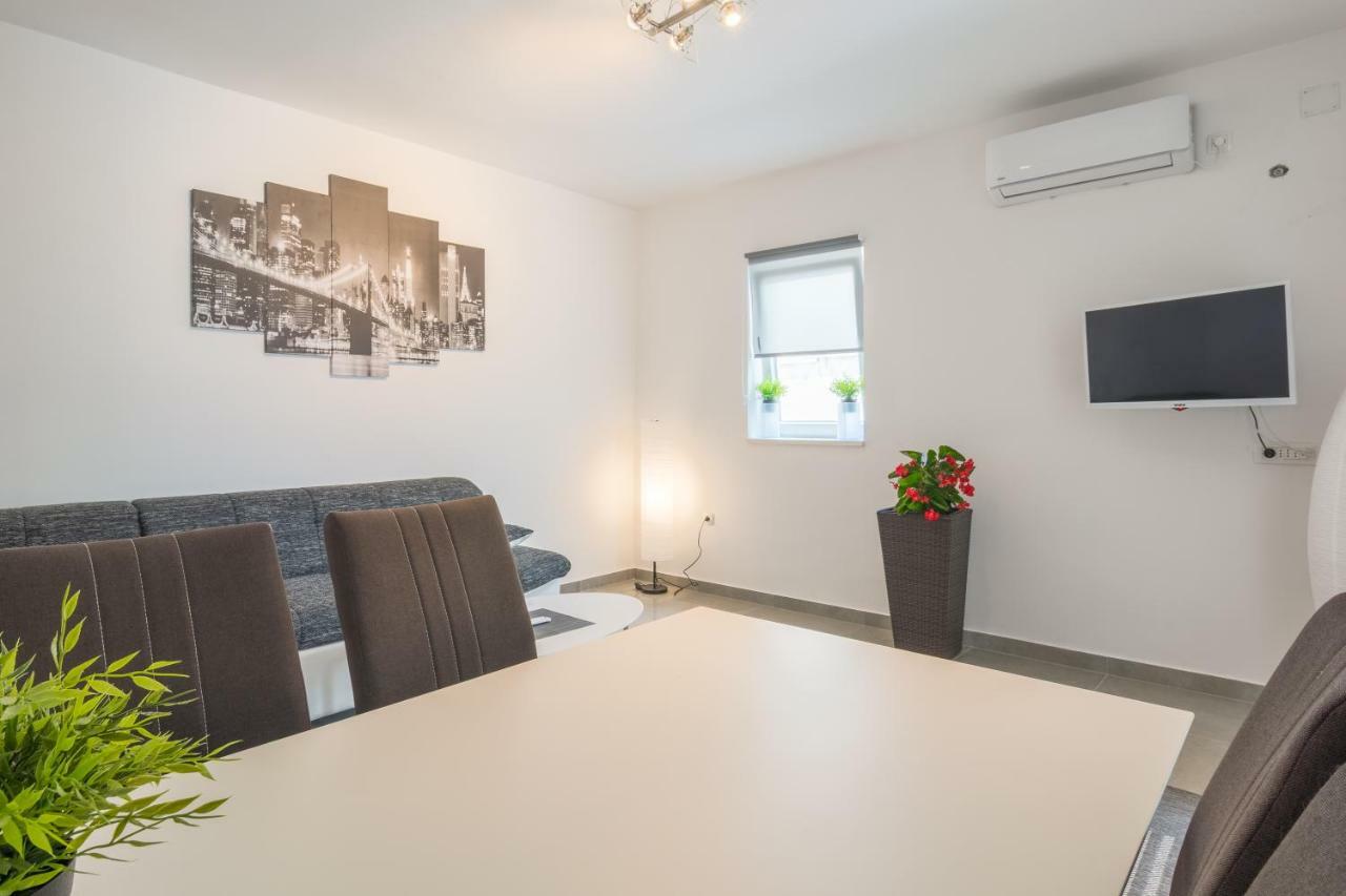 Luxury Apartment Melissa Vodice Exteriör bild